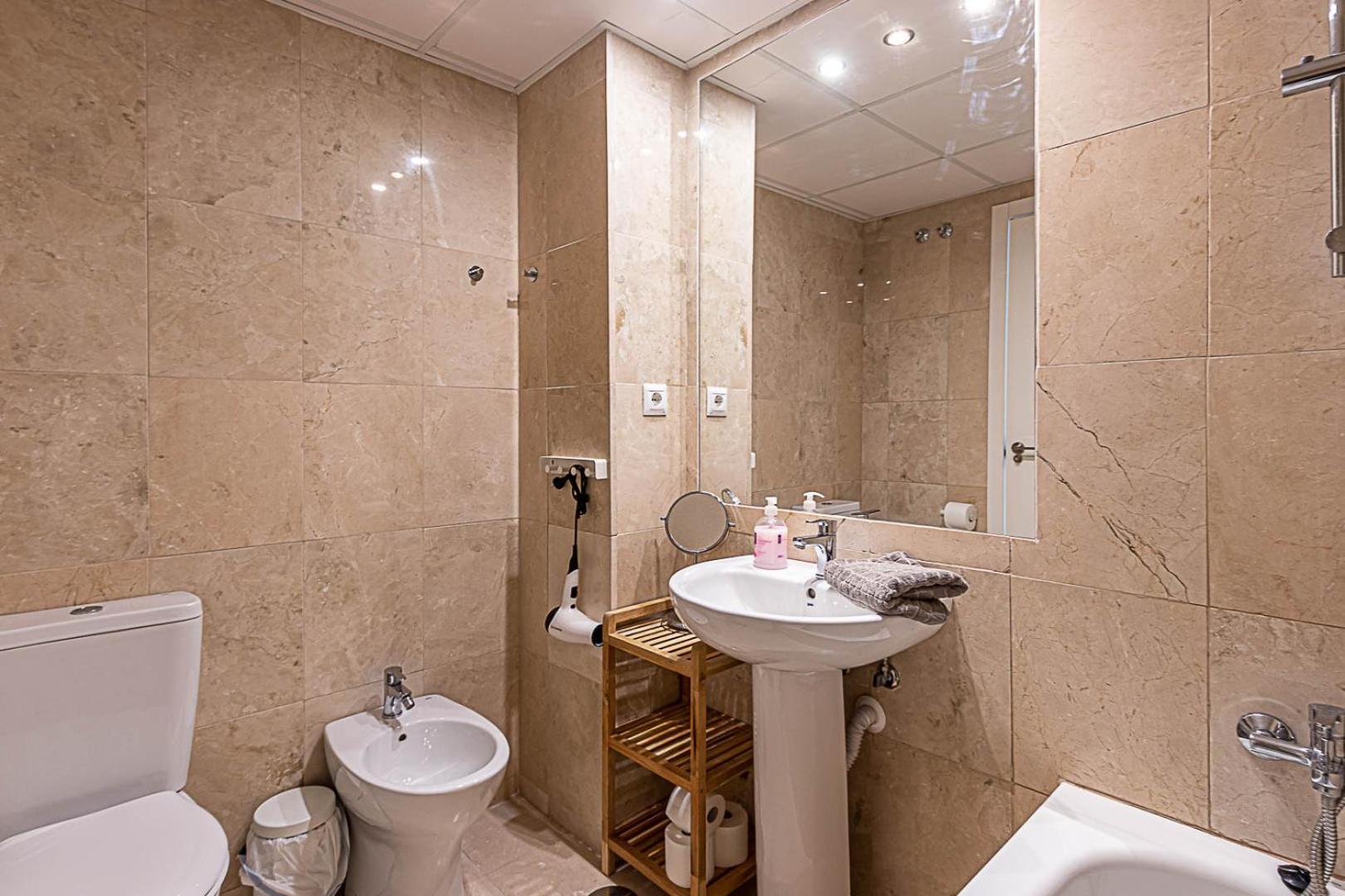 Spacious Apartment, El Coloso * Benalmadena