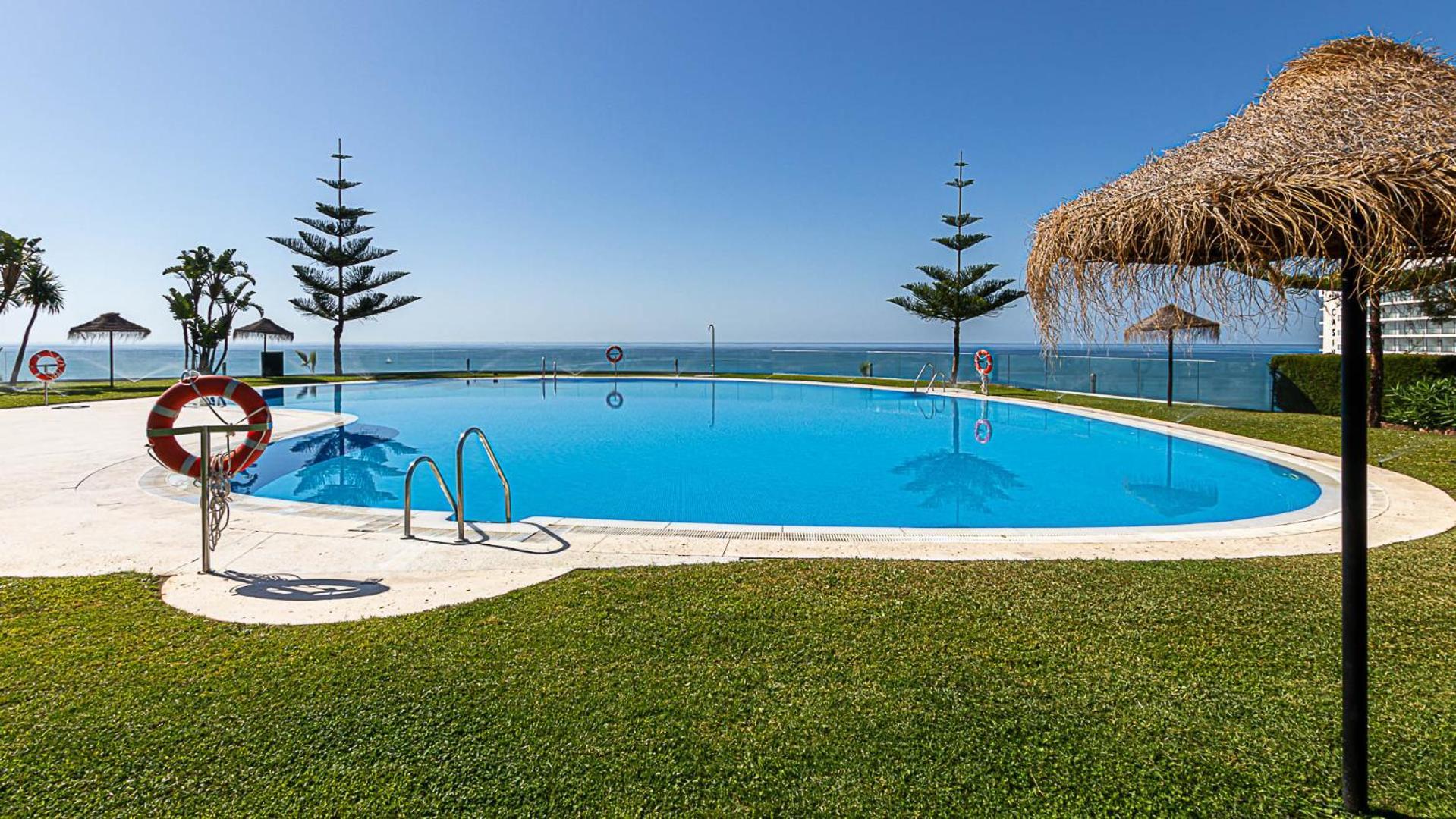Spacious Apartment, El Coloso Benalmadena